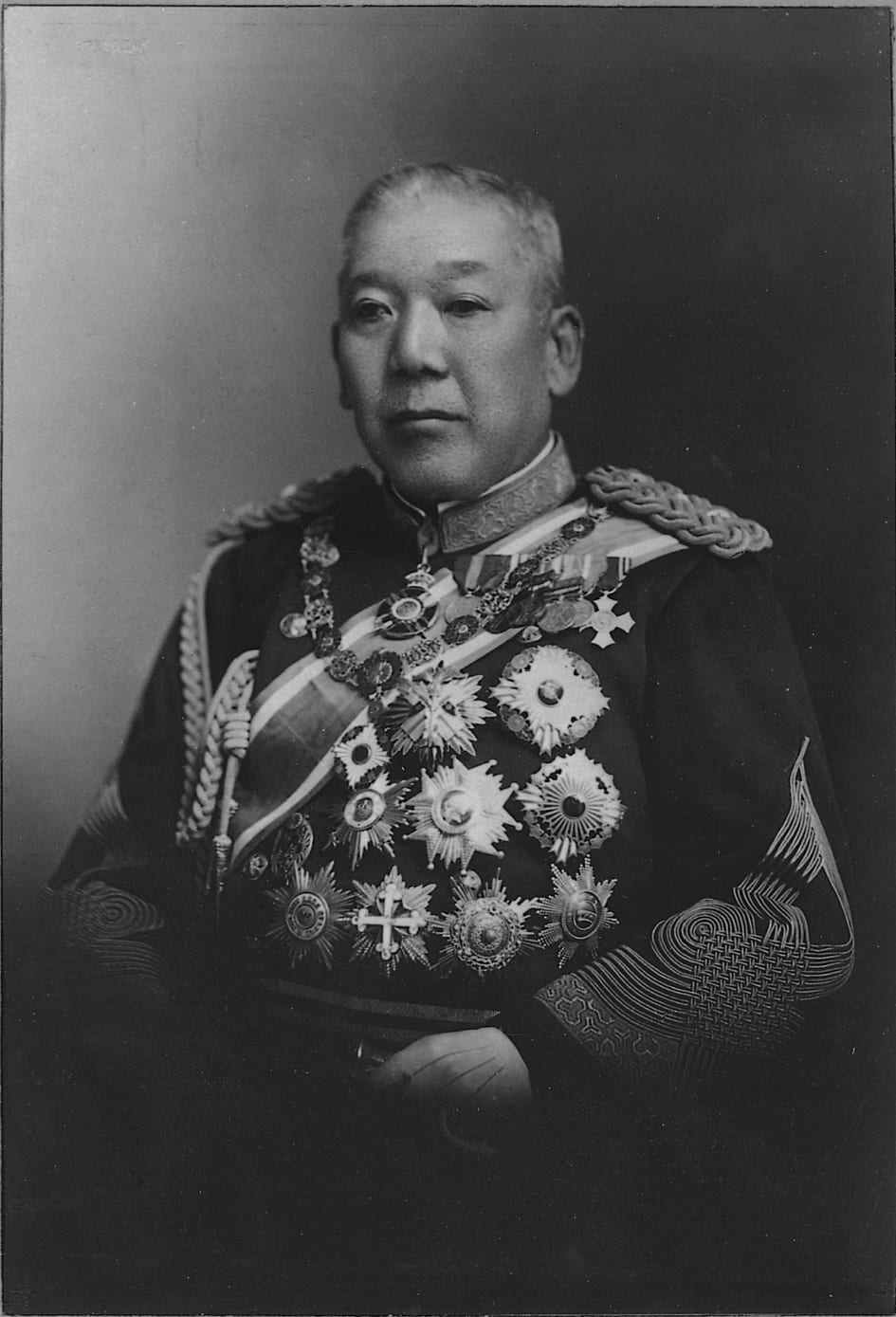 大山巌の実物写真